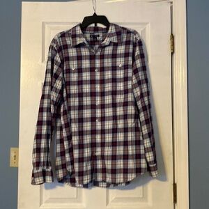 Gap mens button down shirt; classic fit; size xl